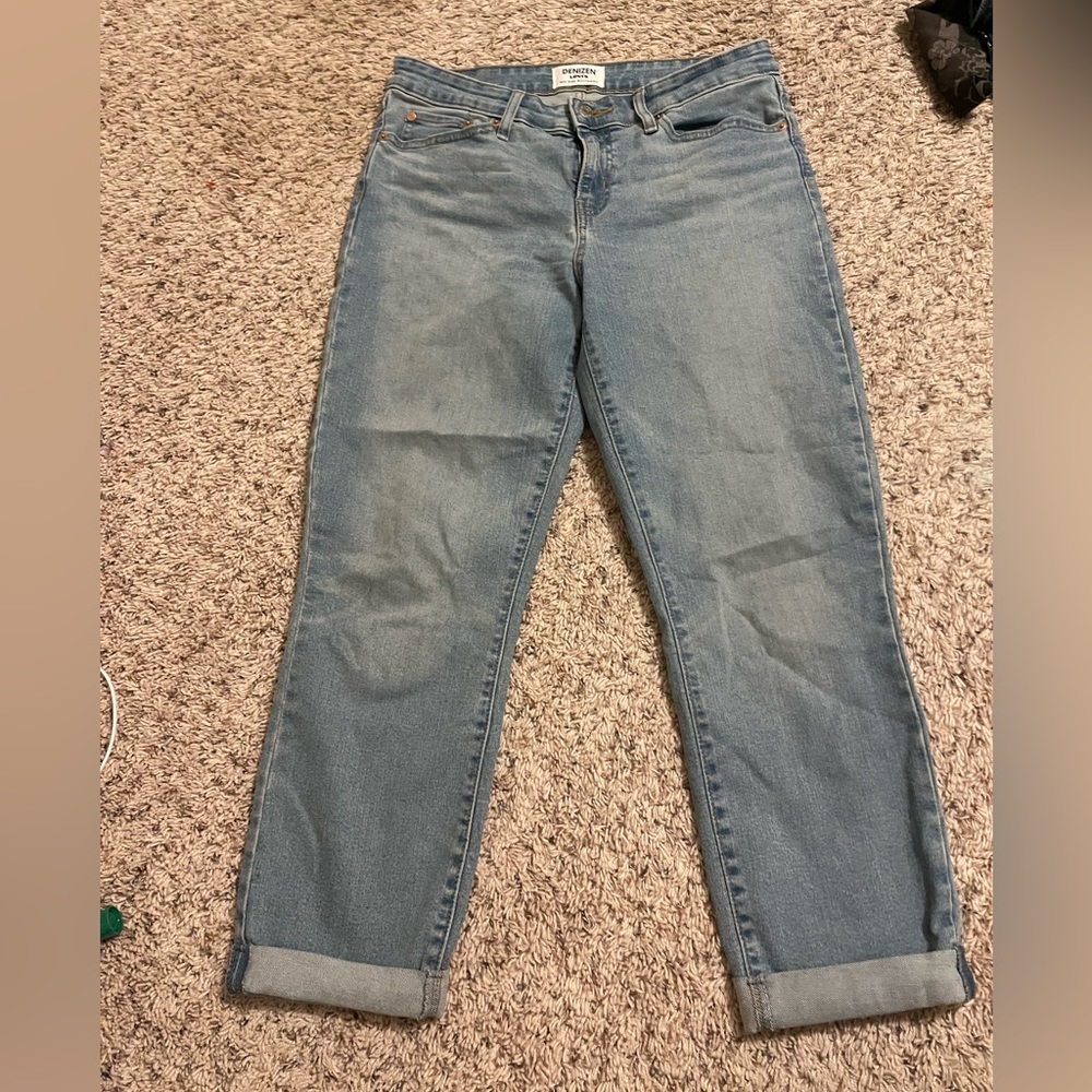 levi’s jeans